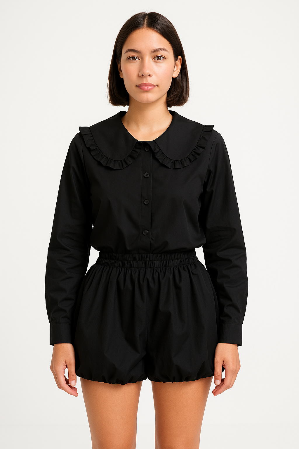 Kvinders bluse i bomuldsblanding med flæsekrave